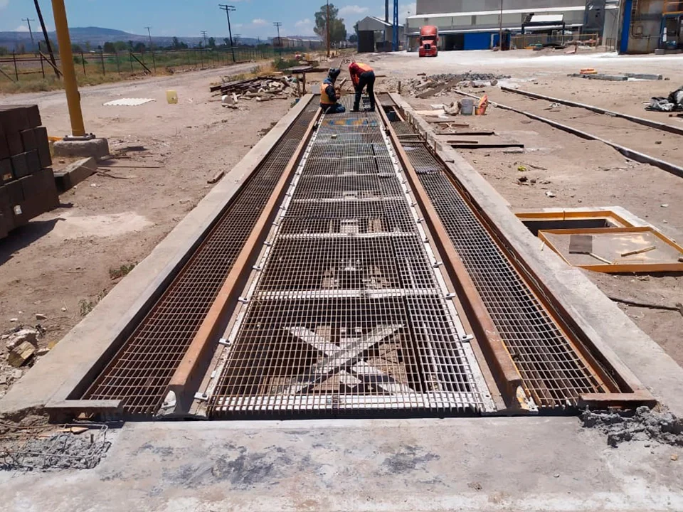 REHABILITACIÓN BÁSCULA CAMIONERA